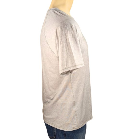 L.L Bean NWT Men's Large Short Sleeve Grey Everyday Sun Smart T-Shirt - Picture 3 of 11